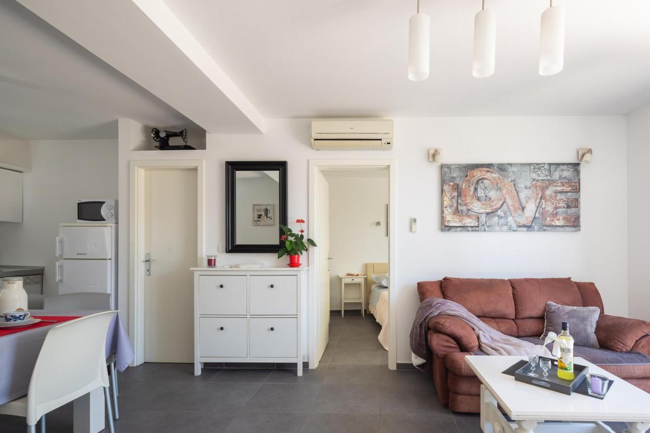 Seaside Apartment Kamelia Mimice Luaran gambar